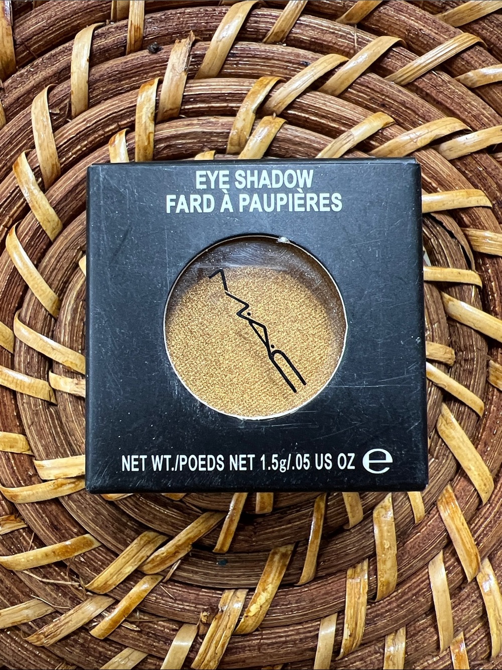 MAC Cosmetics “GoldMine” Eyeshadow